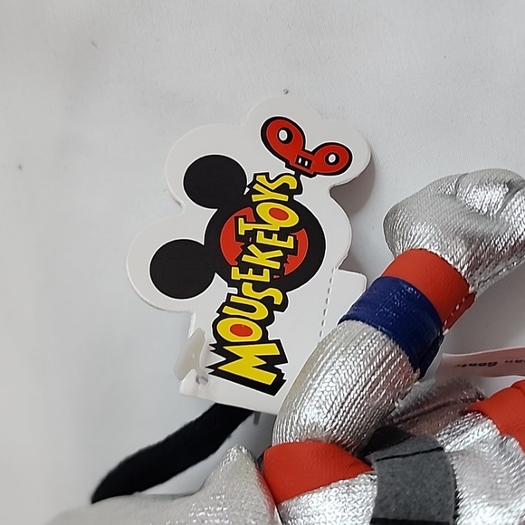 Vintage NWT Disney Goofy Space Man Plush Beanbag Figurine - Picture 3 of 13